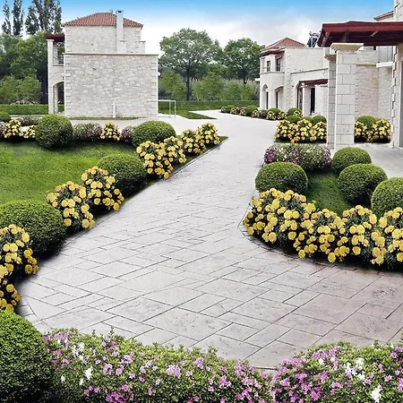 Villas, Вилла *